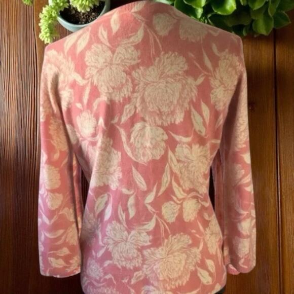 Talbots NWOT Pink and Cream 100% Cashmere Floral Cardigan Size Large - Picture 2 of 7